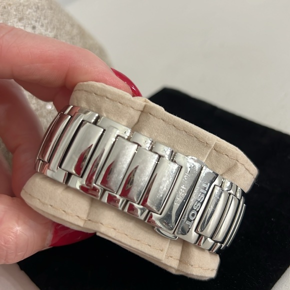 Tissot Women's Mother-of-Pearl Dial T Evocation Watch - Picture 5 of 6